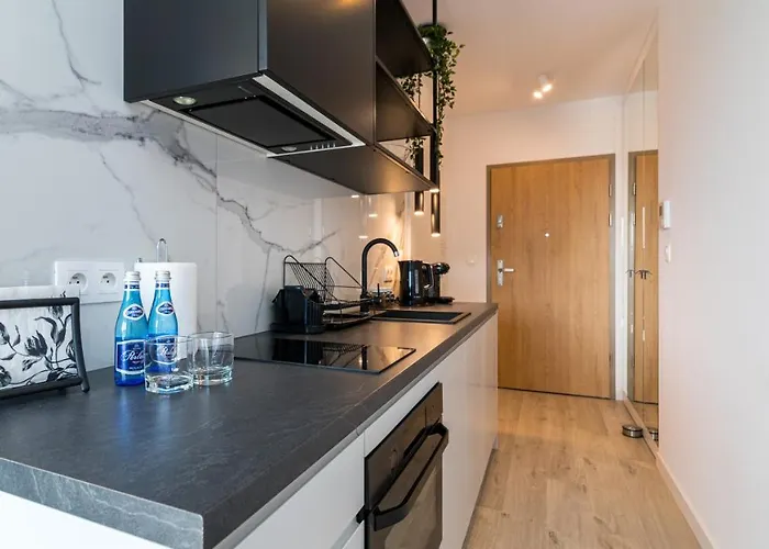 17th Floor Sea View - Billberry