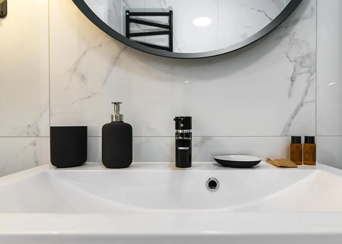 17th Floor Sea View - Billberry アパート